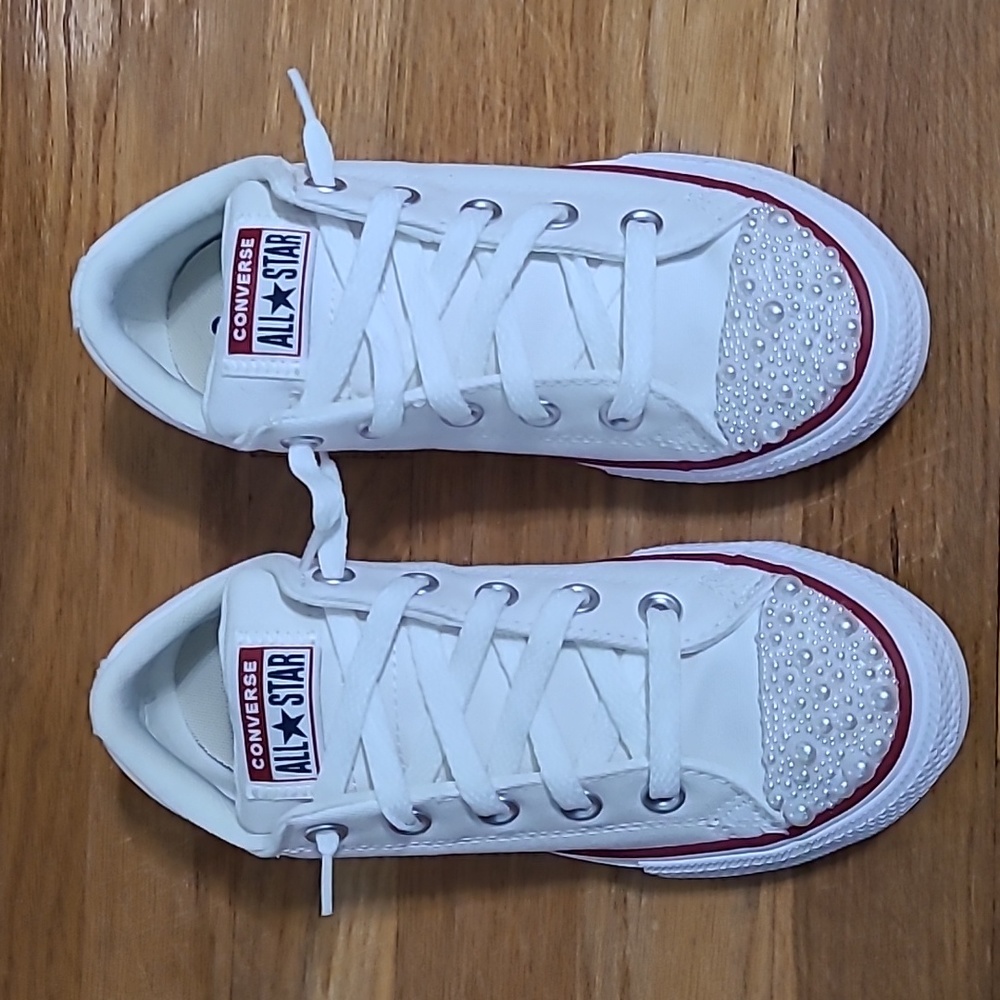 Custom Made Converse girls sz2